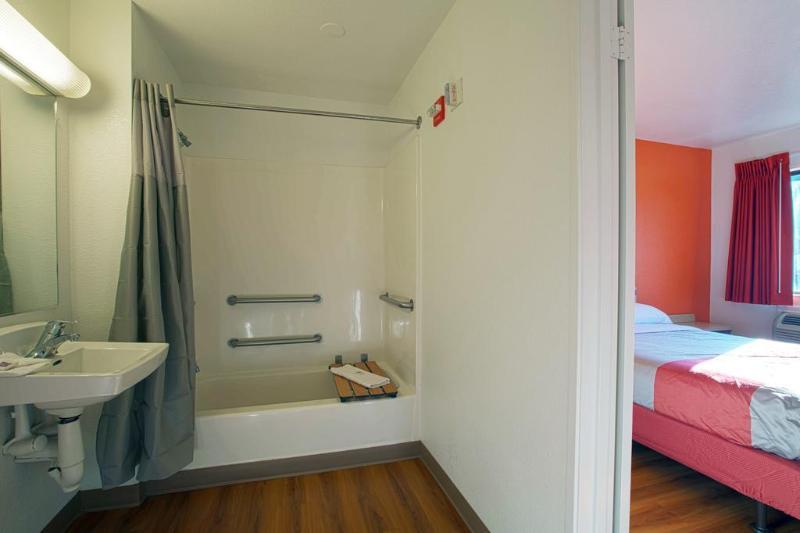 West Ashley Inn Charleston Buitenkant foto